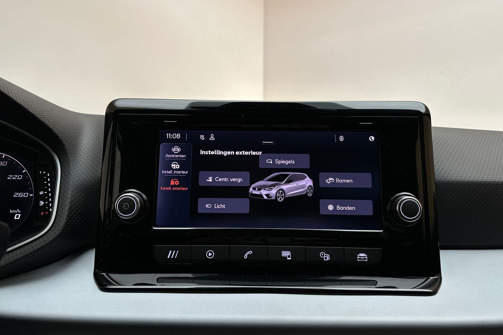 Seat Ibiza (X710NL) met abonnement