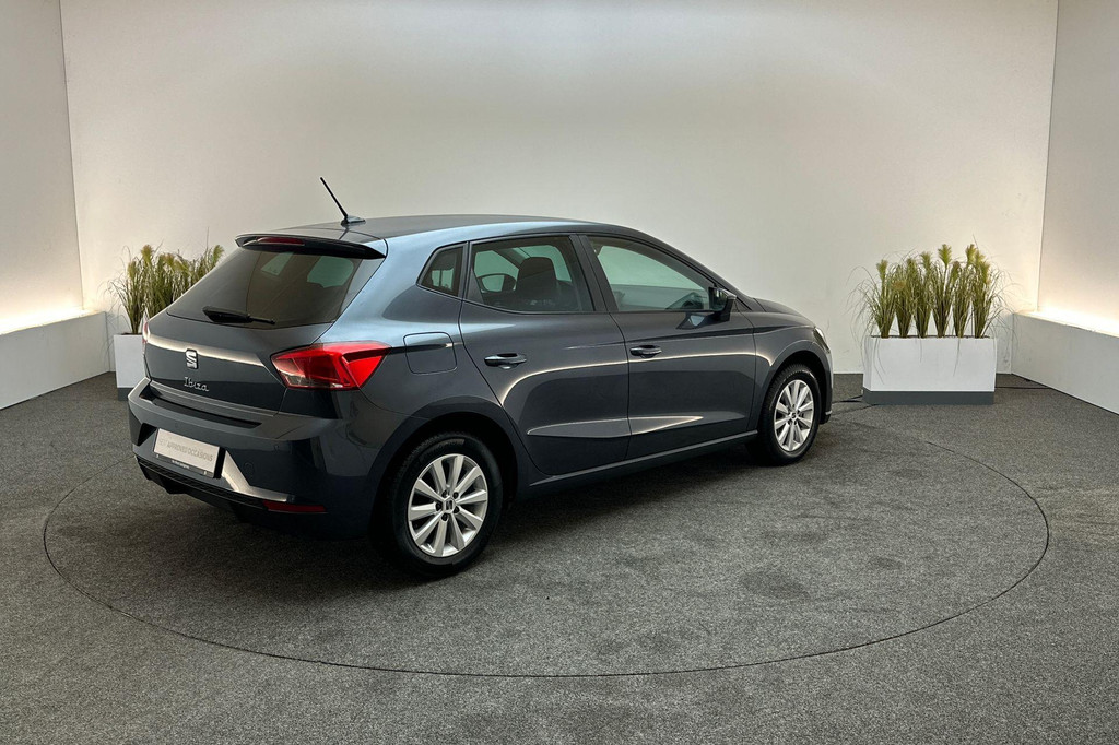 Seat Ibiza (X710NL) met abonnement
