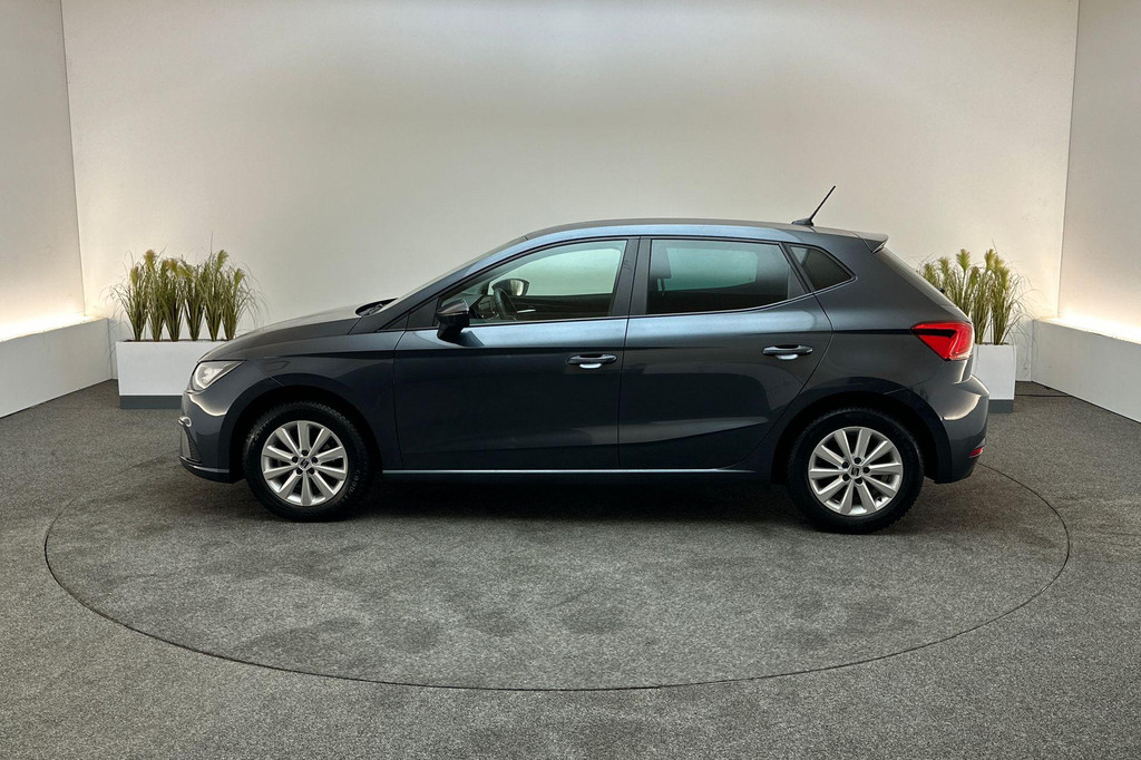 Seat Ibiza (X710NL) met abonnement