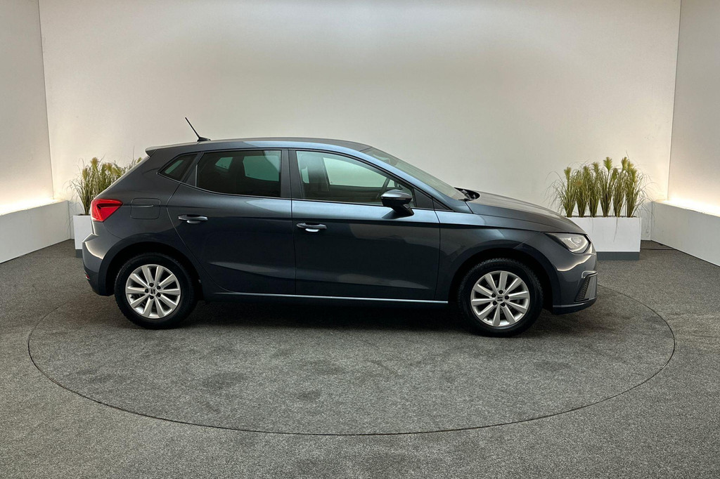 Seat Ibiza (X710NL) met abonnement