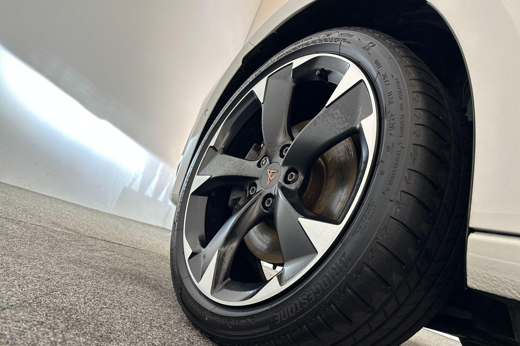 CUPRA Leon Sportstourer (JGP86F) met abonnement