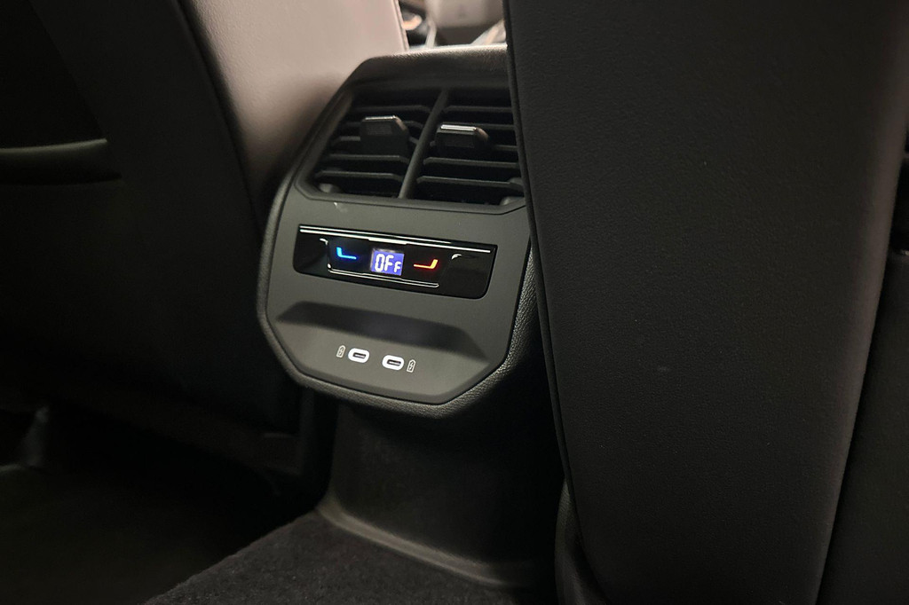 CUPRA Leon Sportstourer (JGP86F) met abonnement