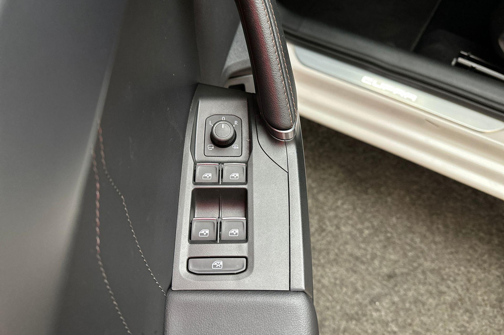 CUPRA Leon Sportstourer (JGP86F) met abonnement