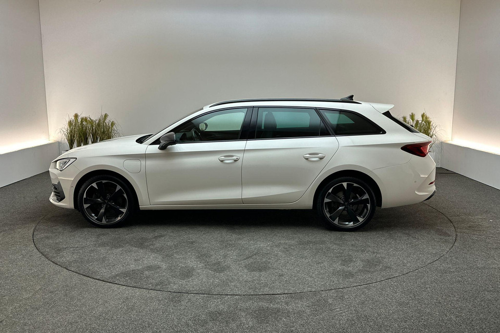 CUPRA Leon Sportstourer (JGP86F) met abonnement