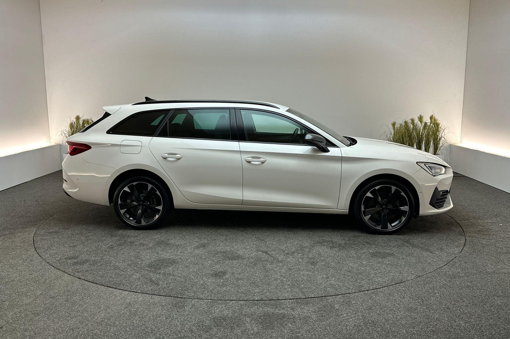 CUPRA Leon Sportstourer (JGP86F) met abonnement