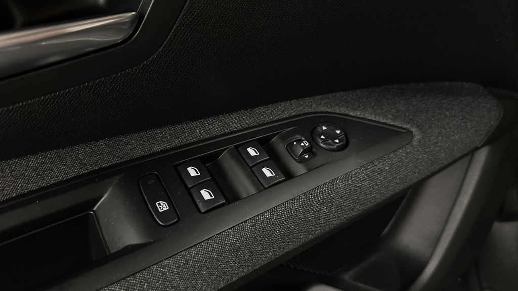 Peugeot 5008 (J273DX) met abonnement