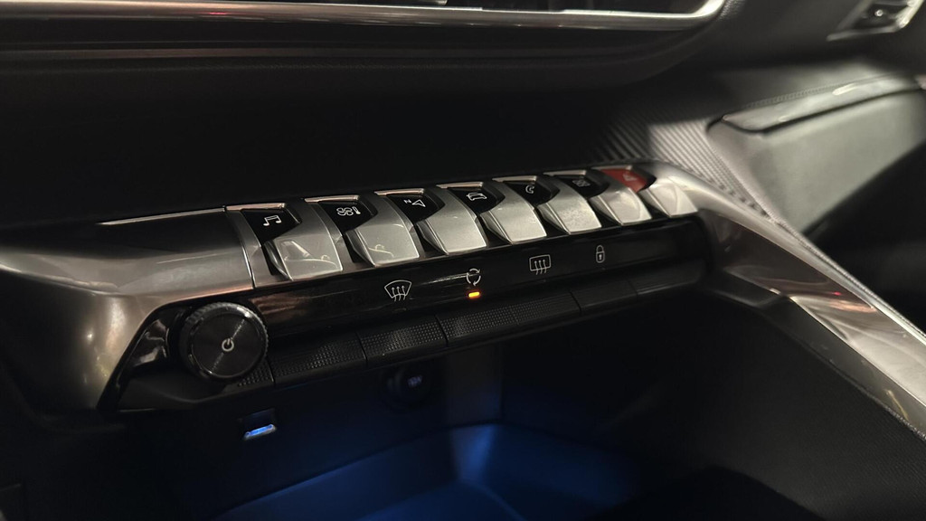 Peugeot 5008 (J273DX) met abonnement