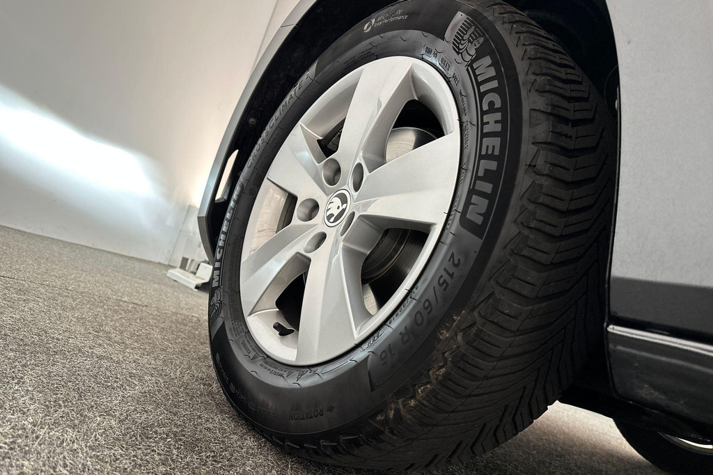 ŠKODA Superb (T723RK) met abonnement