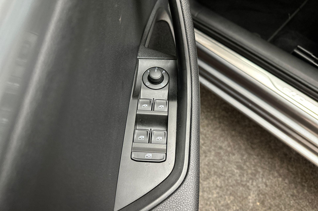 ŠKODA Superb (T723RK) met abonnement