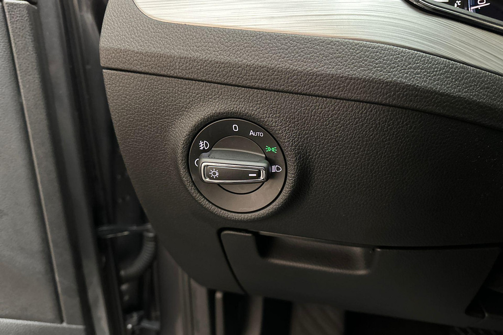 ŠKODA Superb (T723RK) met abonnement