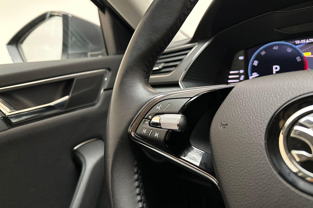 ŠKODA Superb (T723RK) met abonnement