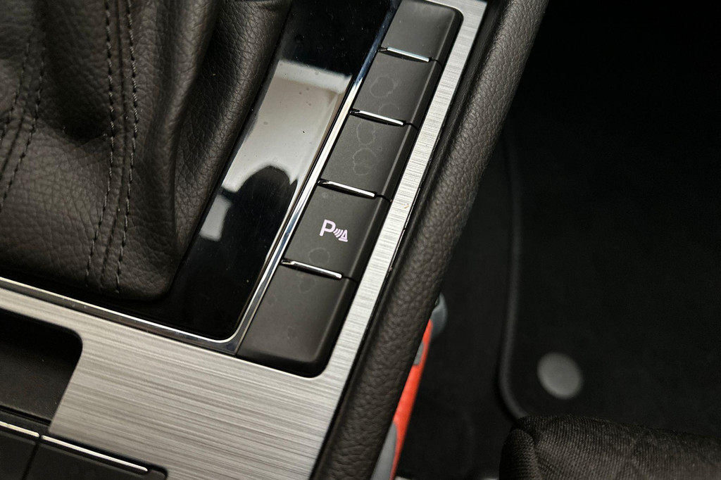 ŠKODA Superb (T723RK) met abonnement