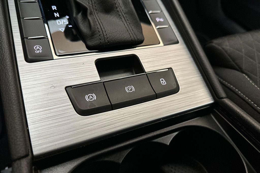 ŠKODA Superb (T723RK) met abonnement