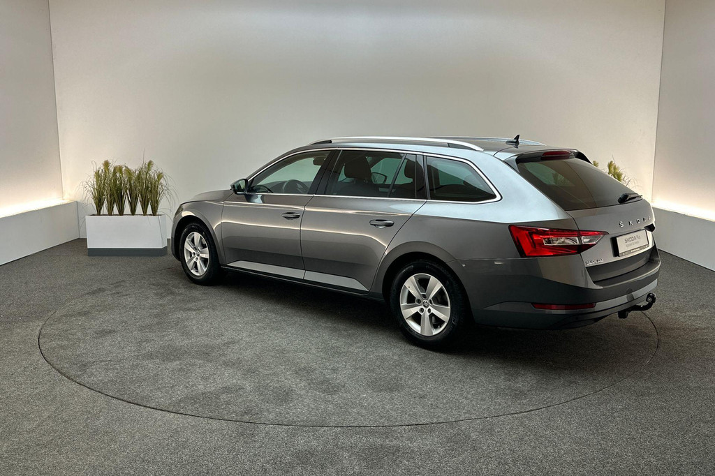 ŠKODA Superb (T723RK) met abonnement