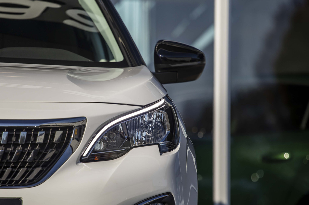 Peugeot 3008 (H016BS) met abonnement