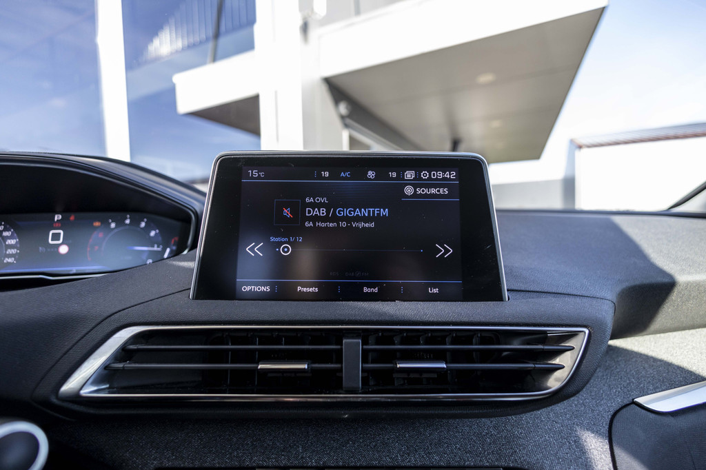 Peugeot 3008 (H016BS) met abonnement