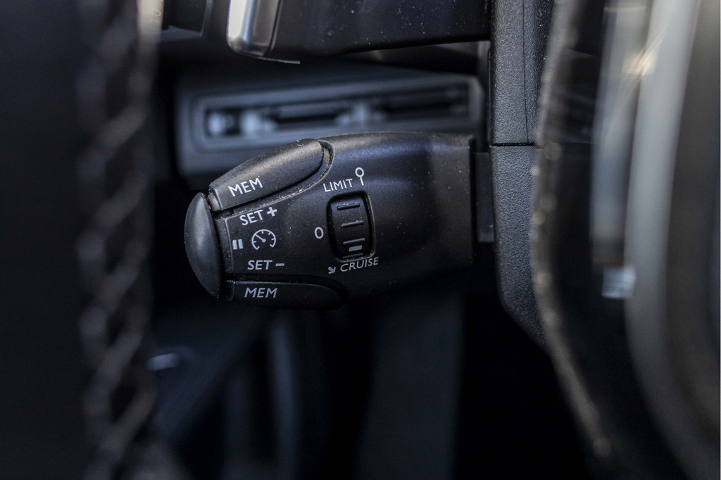 Peugeot 3008 (H016BS) met abonnement