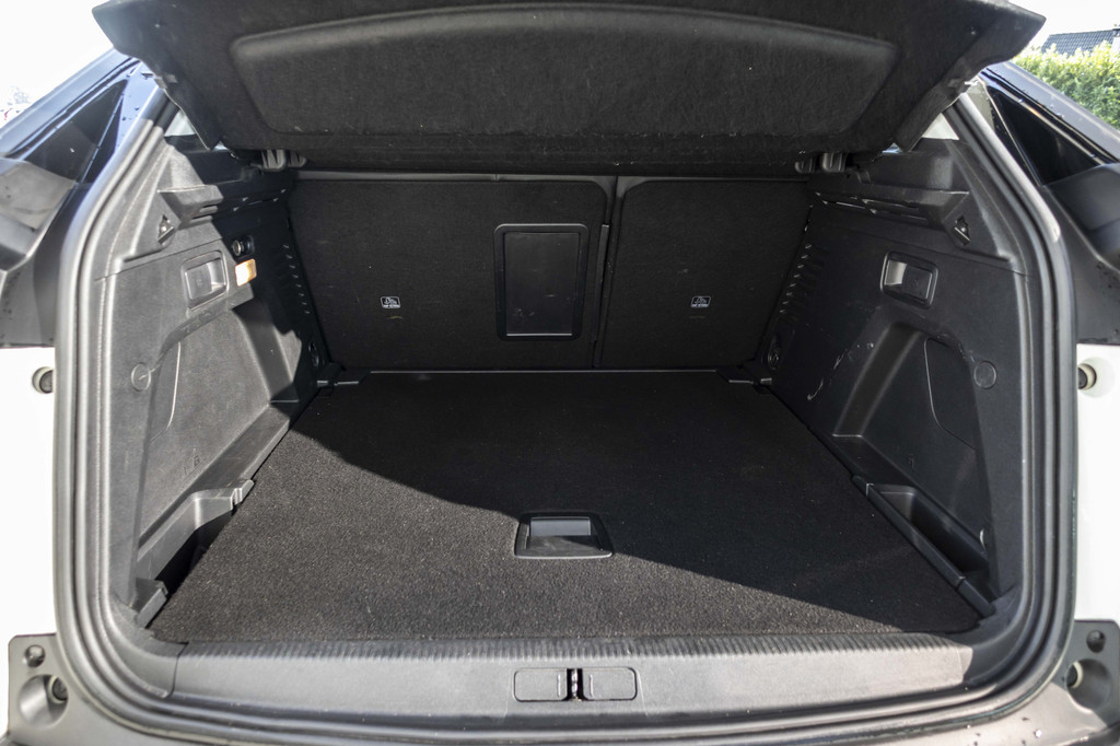 Peugeot 3008 (H016BS) met abonnement