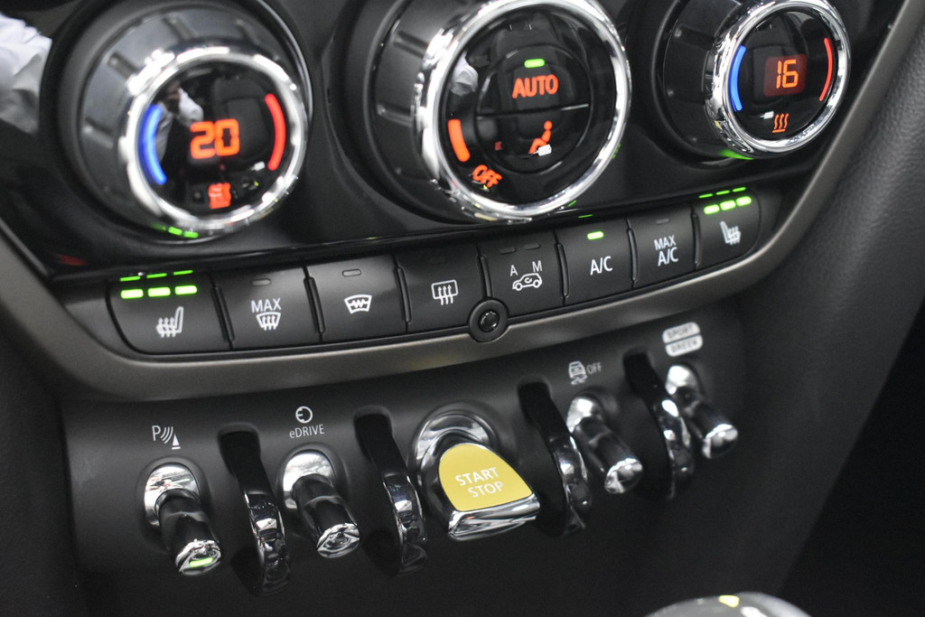 MINI Countryman (JHP64B) met abonnement