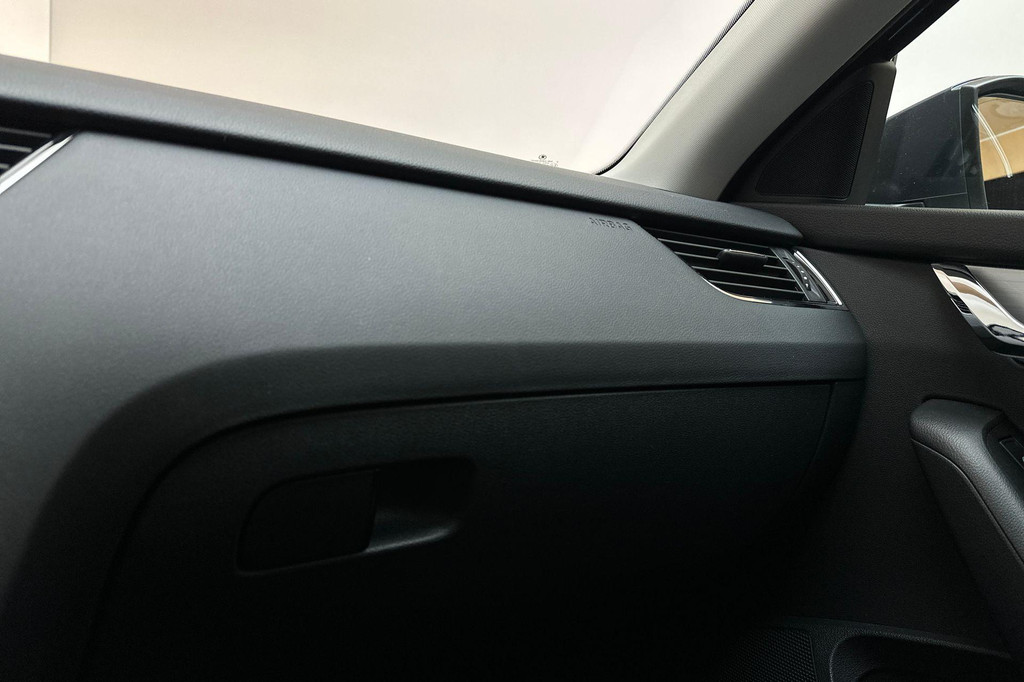 ŠKODA Octavia (J926KV) met abonnement