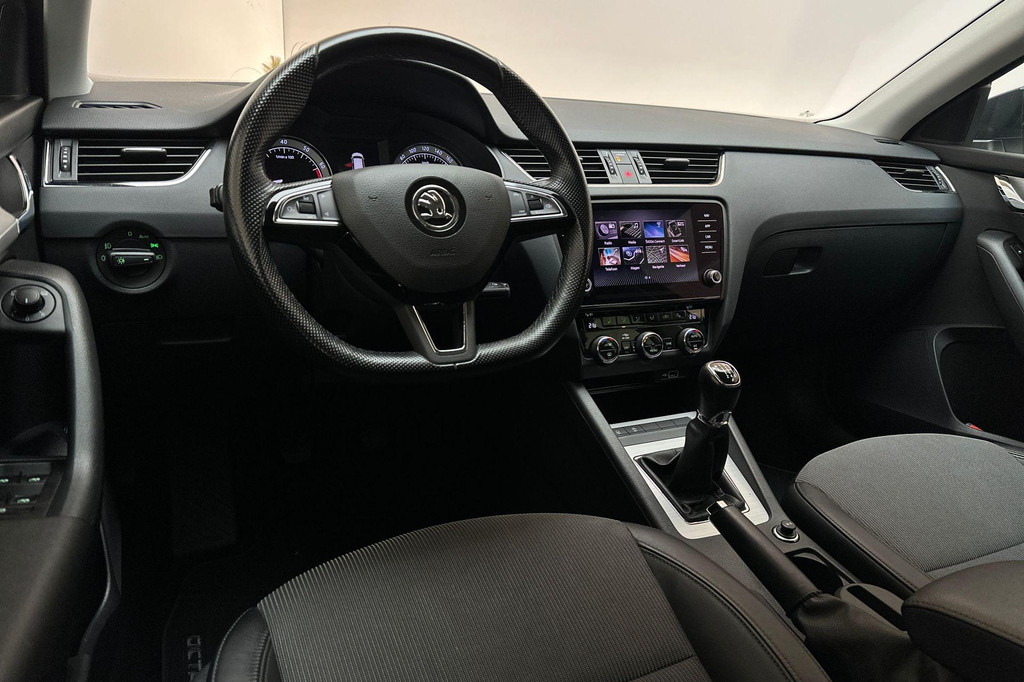 ŠKODA Octavia (J926KV) met abonnement