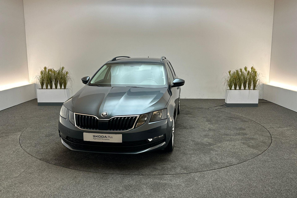 ŠKODA Octavia (J926KV) met abonnement