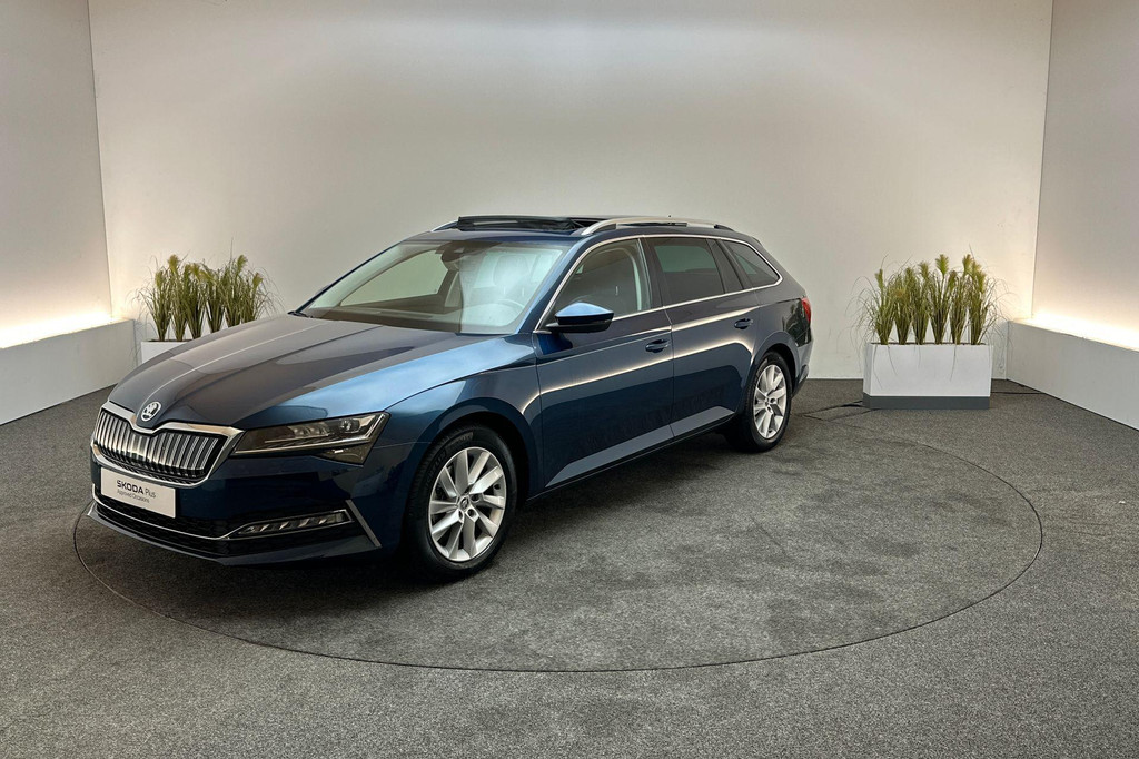 ŠKODA Superb (JHF31R) met abonnement