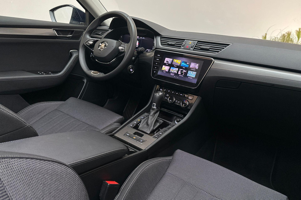 ŠKODA Superb (JHF31R) met abonnement