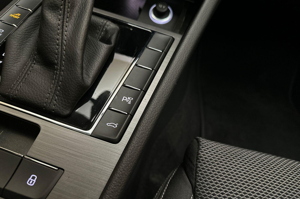 ŠKODA Superb (JHF31R) met abonnement