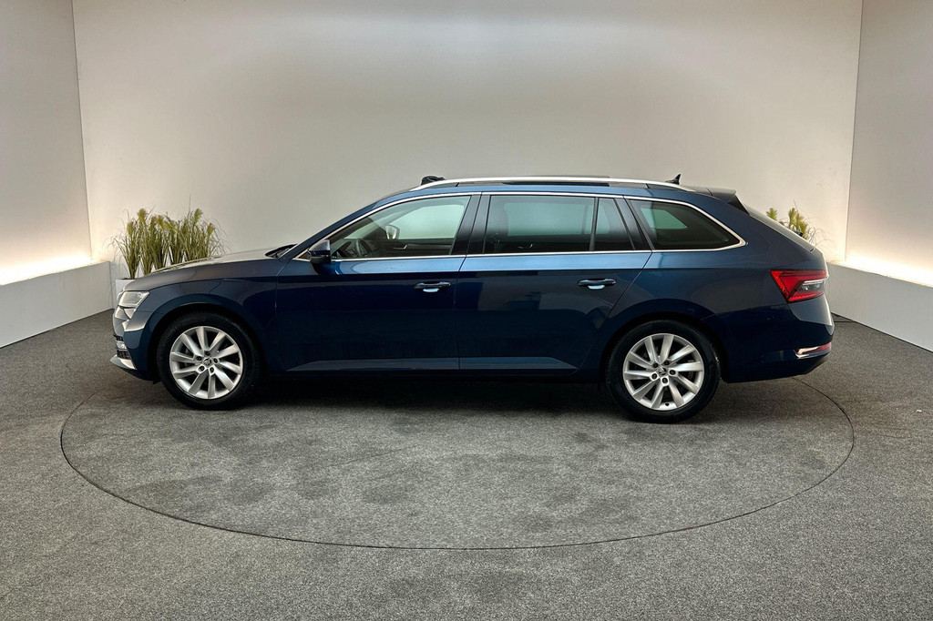 ŠKODA Superb (JHF31R) met abonnement