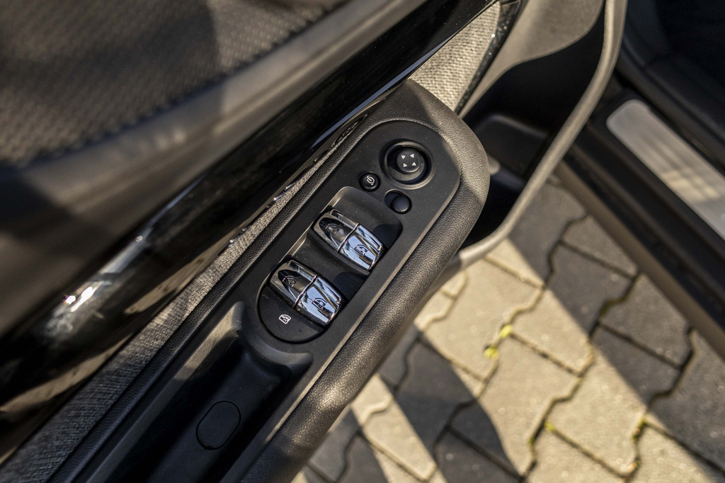 MINI Clubman (T214BZ) met abonnement