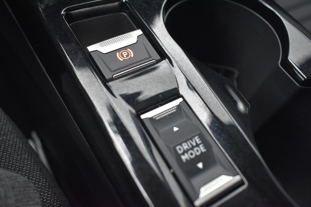 Peugeot e-208 (GBG18K) met abonnement