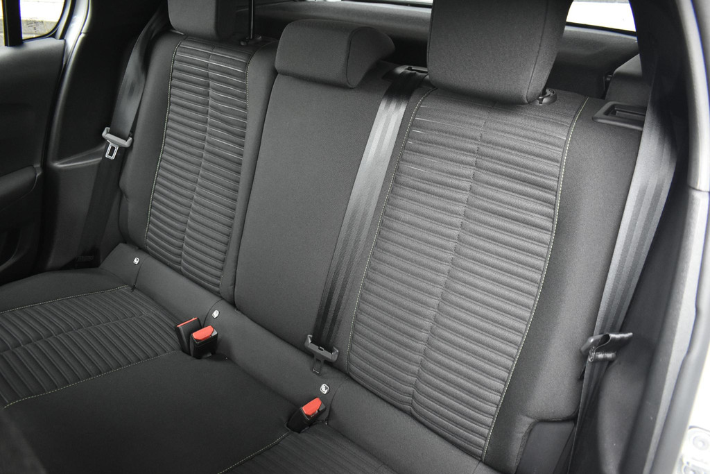 Peugeot e-208 (GBG18K) met abonnement