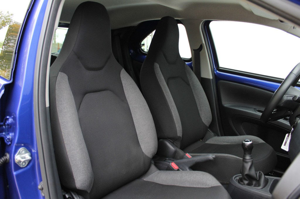 Toyota Aygo X (T233XD) met abonnement