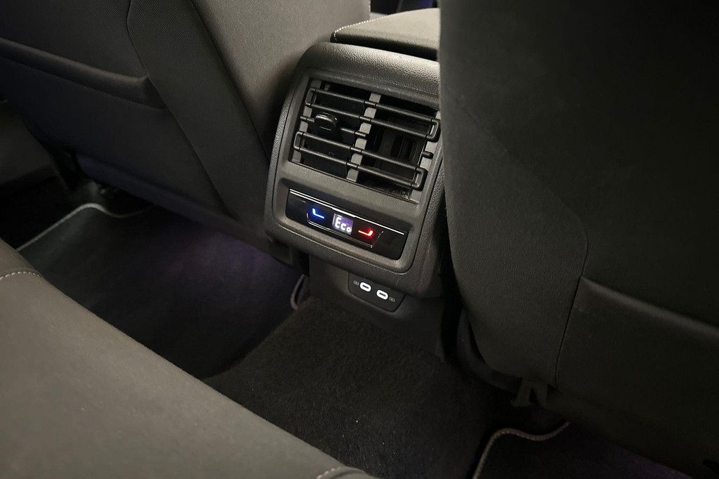 Volkswagen Golf (JGP85F) met abonnement