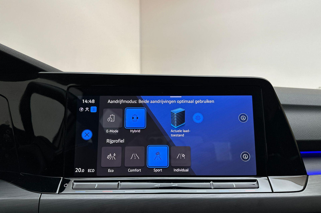 Volkswagen Golf (JGP85F) met abonnement