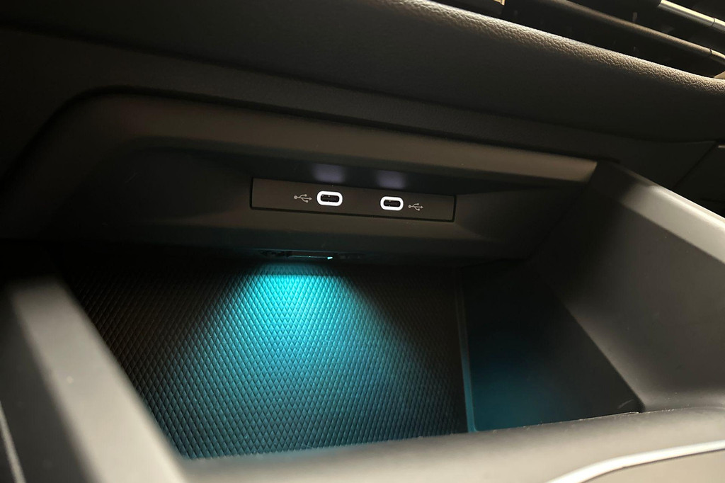 Volkswagen Golf (JGP85F) met abonnement