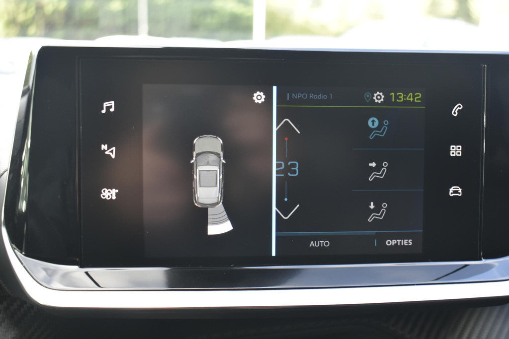 Peugeot e-2008 (T628JK) met abonnement