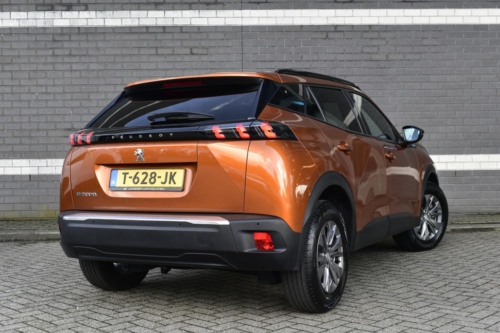 Peugeot e-2008 (T628JK) met abonnement