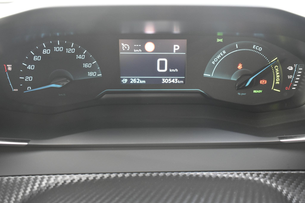 Peugeot e-2008 (T628JK) met abonnement