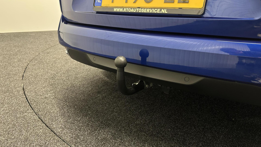 Renault MEGANE Estate (T196LL) met abonnement