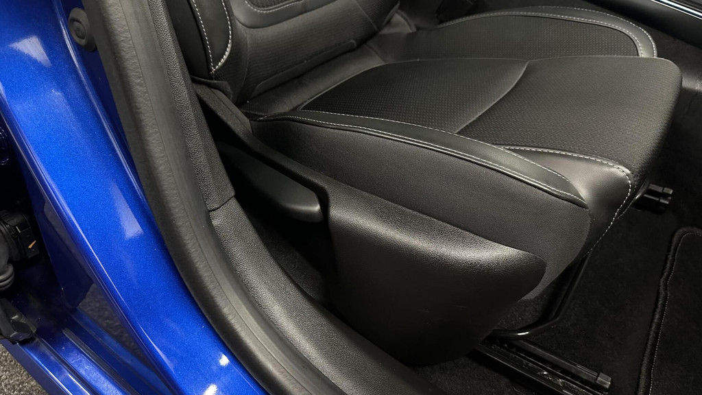 Renault MEGANE Estate (T196LL) met abonnement