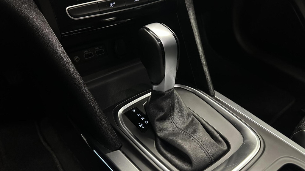 Renault MEGANE Estate (T196LL) met abonnement