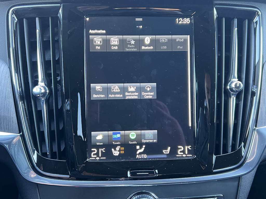 Volvo V90 (JNG23P) met abonnement