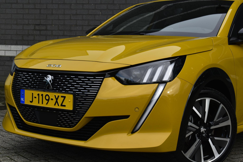 Peugeot 208 (J119XZ) met abonnement