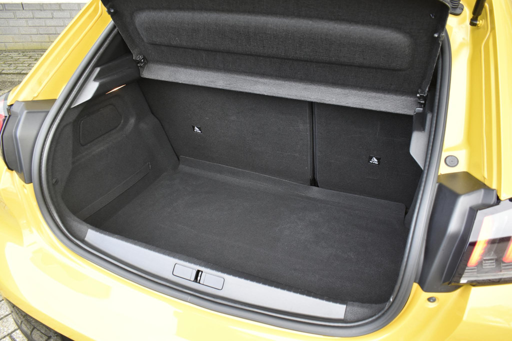 Peugeot 208 (J119XZ) met abonnement