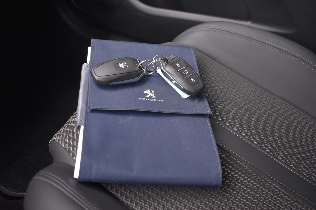 Peugeot 208 (J119XZ) met abonnement