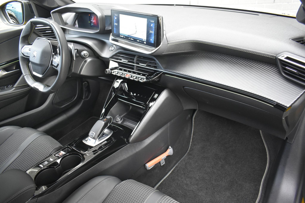 Peugeot 208 (J119XZ) met abonnement