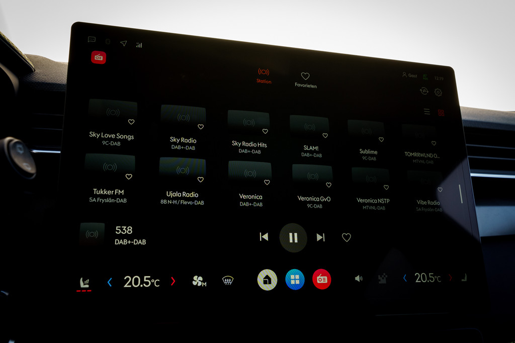 Lynk & Co 01 (JHX99L) met abonnement