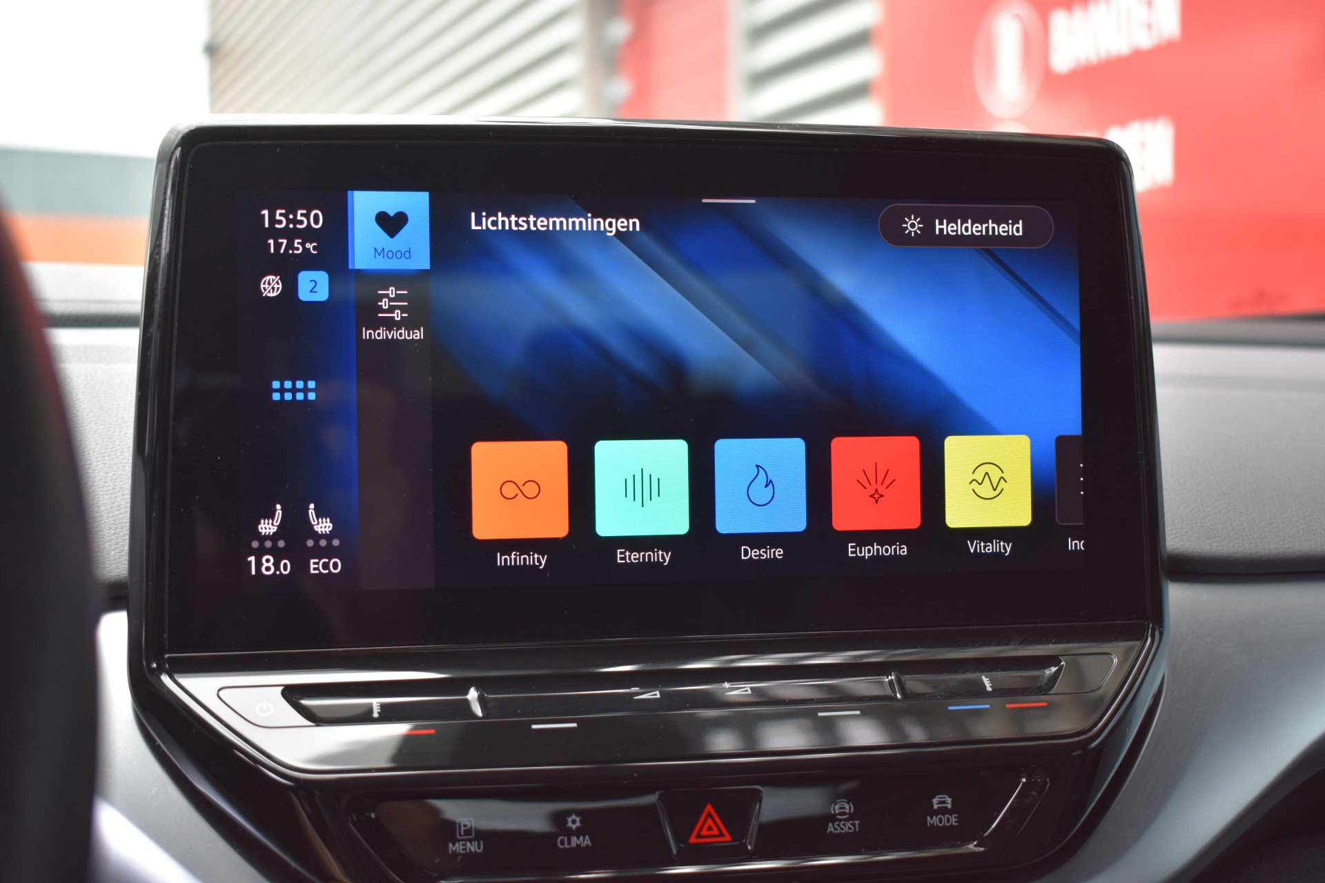 Volkswagen ID.4 (L146JG) met abonnement